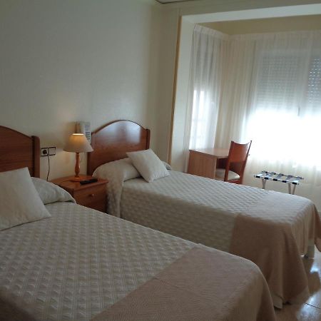Hostal El Retiro Almoradí Esterno foto