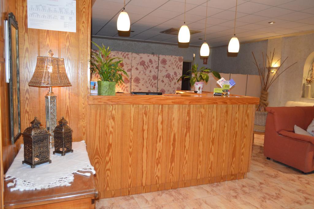Hostal El Retiro Almoradí Esterno foto